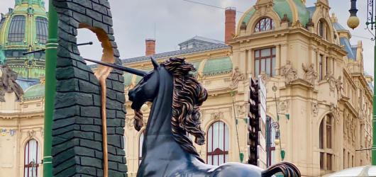 SOUTĚŽ: Navštivte znovuotevřenou expozici soch Salvadora Dalího v Praze