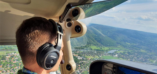 Řízení cessny, vrtulníku nebo ultralehkého letadla pro nezkušené nabízí Pilotem na zkoušku